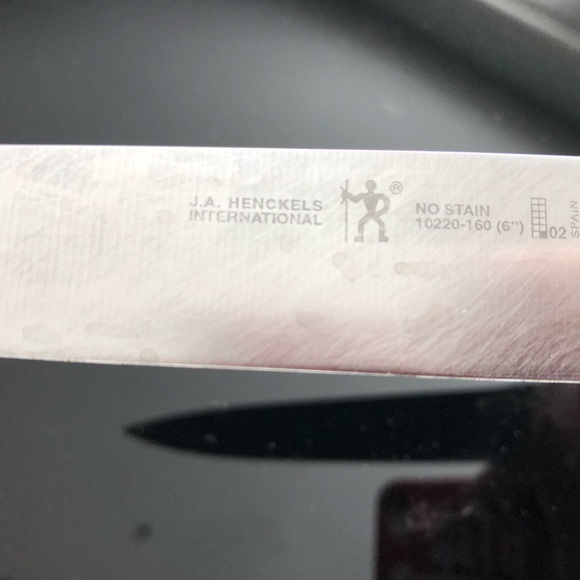 J.A. Henckels International CLASSIC 6" Utility Knife - Picture 4 of 4